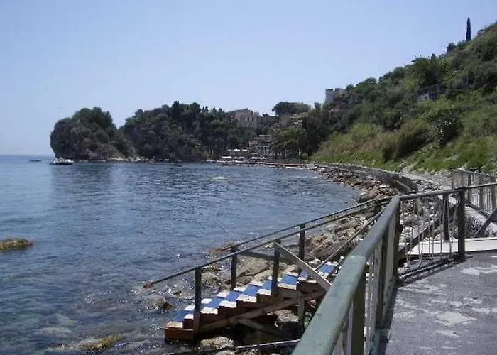 Baia Delle Sirene Hotel