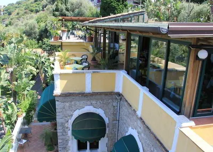 Baia Delle Sirene Hotel